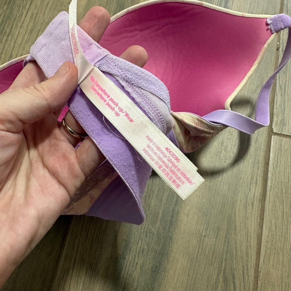 Victoria's Secret PINK Wear Everywhere Push Up Bra Size 40C - Picture 3 of 3